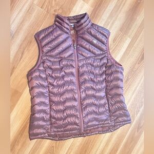 Ariat vest